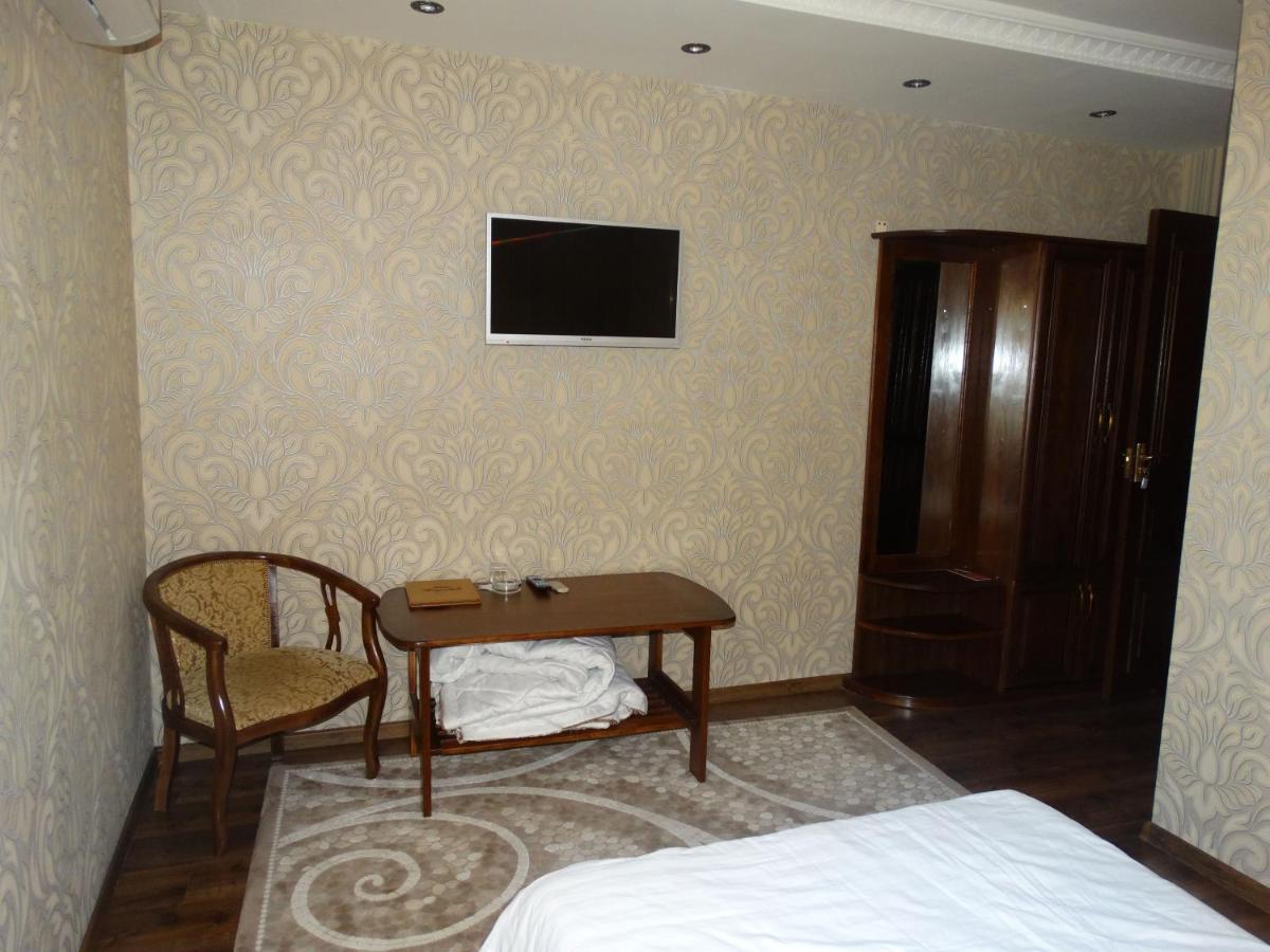 Nur M Hotel Taskent Exterior foto