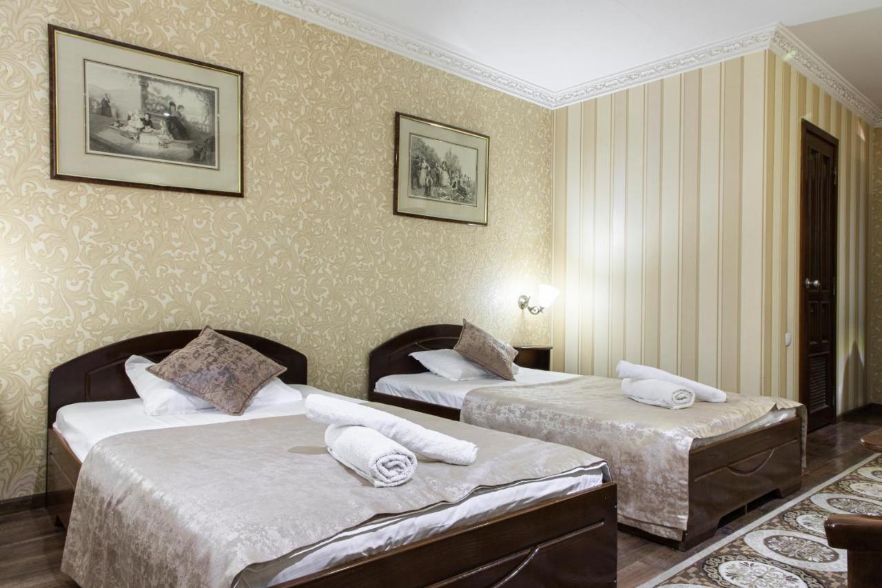 Nur M Hotel Taskent Exterior foto