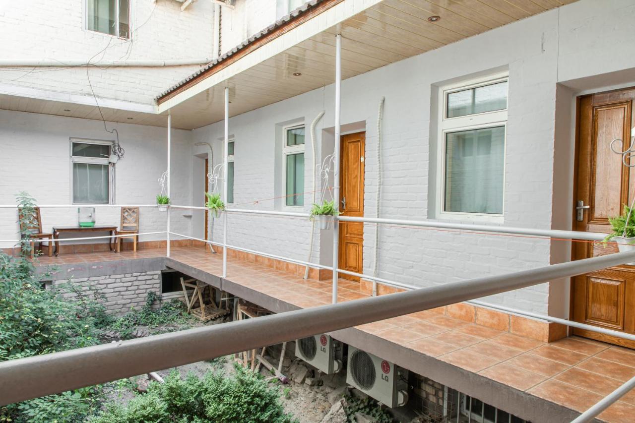 Nur M Hotel Taskent Exterior foto